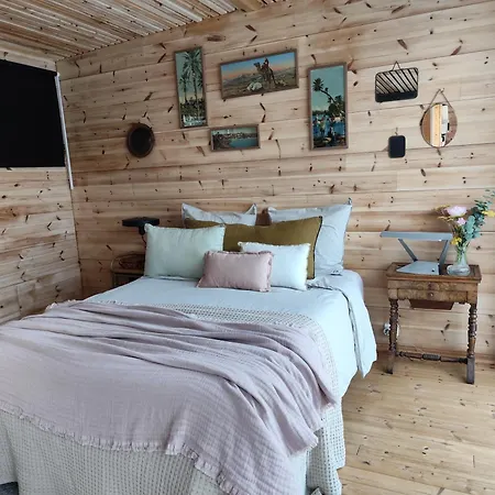 Independante Et Cosy Bed & Breakfast